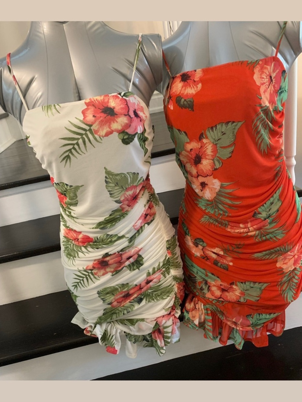 Floral Ruched Spaghetti-Strap Dress - White / Red